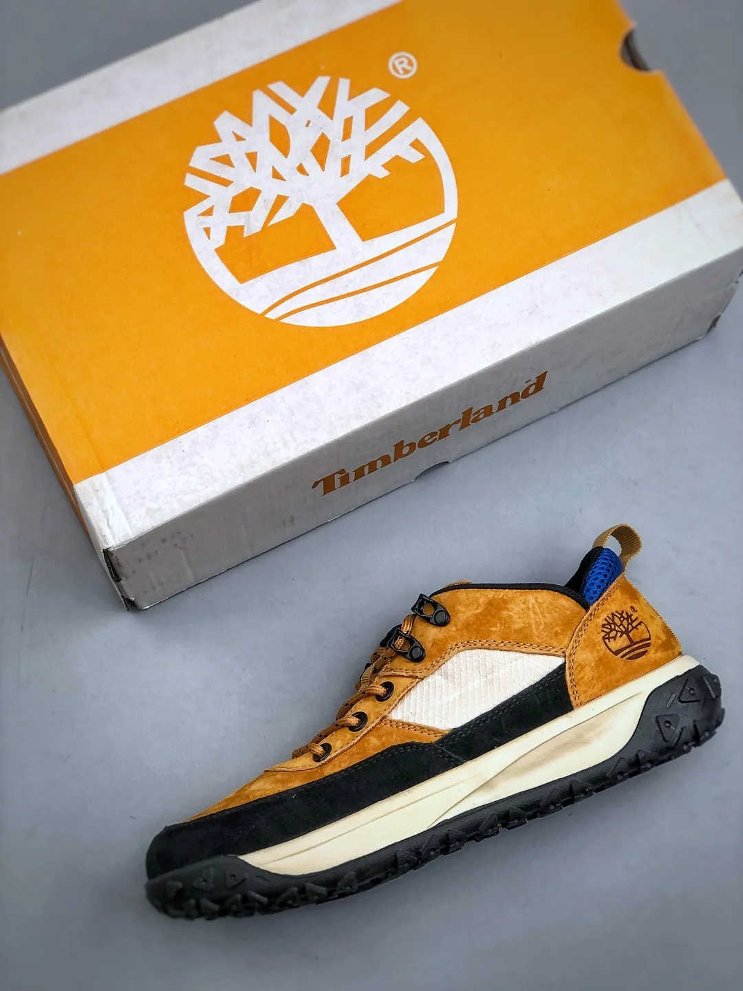 Welfare special offer 💰360 New arrivals 🚀Timberland Timberland outdoor low-top casual shoes series Guangdong factory quality Original box original packaging 25ss new fashion trend matching The fabric is made of Italian 🇮🇹 top matte fine-grained cowhide with anti-odor and anti-corrosion genuine leather latex insoles to give you a perfect wearing experience High quality and durable, a must-have for sportsmen Specially designed to not look handsome High-quality and first-class foot feel Size: 39-44